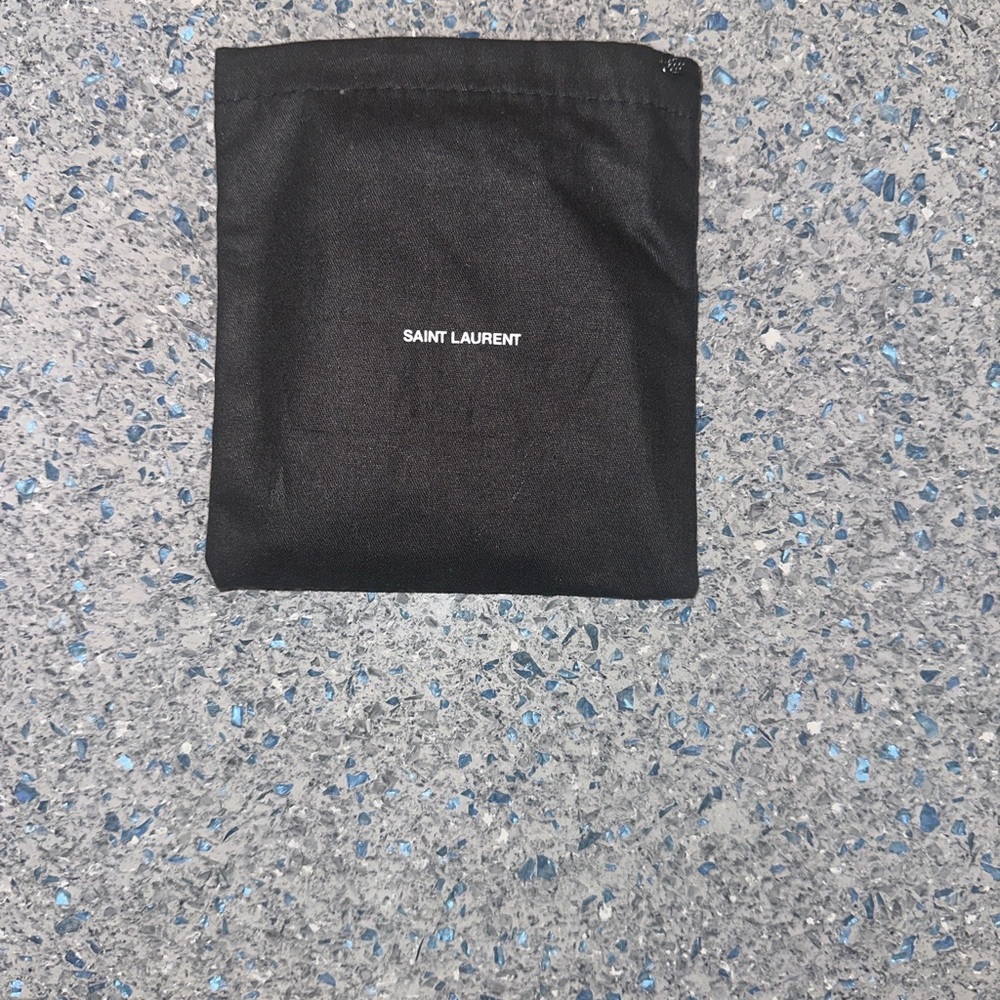 Saint Laurent Black Leather Card & Key Holder with Gold YSL Emblem - Picture 7 of 8